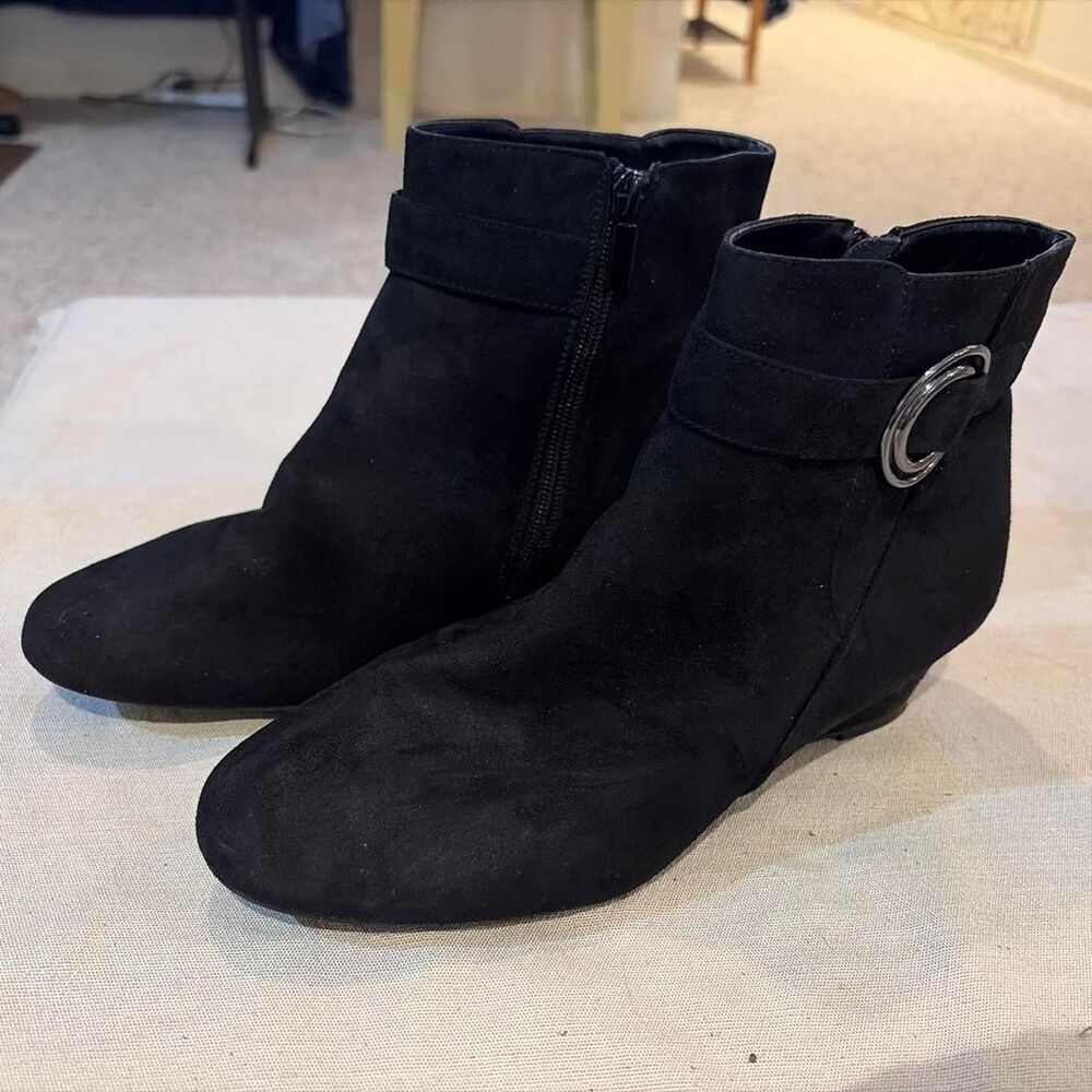 East-5th Women's Black Boots